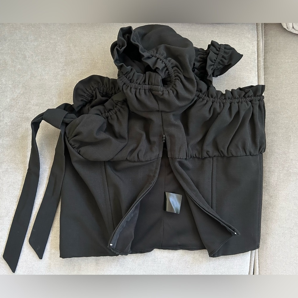 I.AM.GIA NAOMI Black Top - Picture 4 of 6